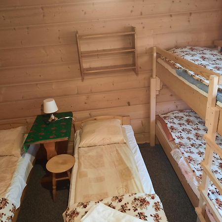 Pokoje Goscinne U Elzbiety Ciche Małe 部屋 写真